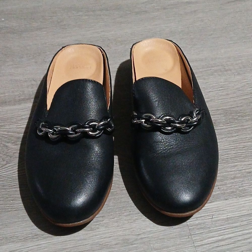 DANSKO Leora Nappa Leather Comfort Mules Black with Chain Detail Sz 37 NWOT - Picture 2 of 8